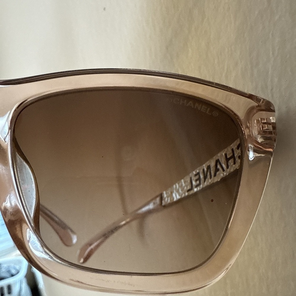 Chanel Sunglasses 5533-A c.1792/S1 Bordeaux Gold Frames w/ Pink Purple Gradient - Picture 7 of 9